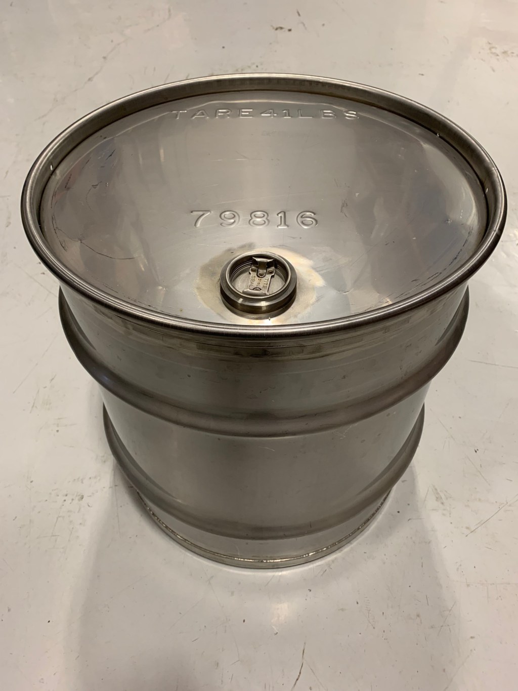 25 gallon steel drum - Acier inoxydable   Gallons (, L) - Stainless drum  ZAYAT AROMA